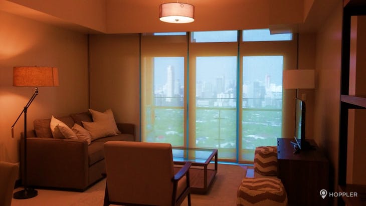 3BR Condo for Sale in 8 Forbes Town Road, BGC - Bonifacio Global City, Taguig